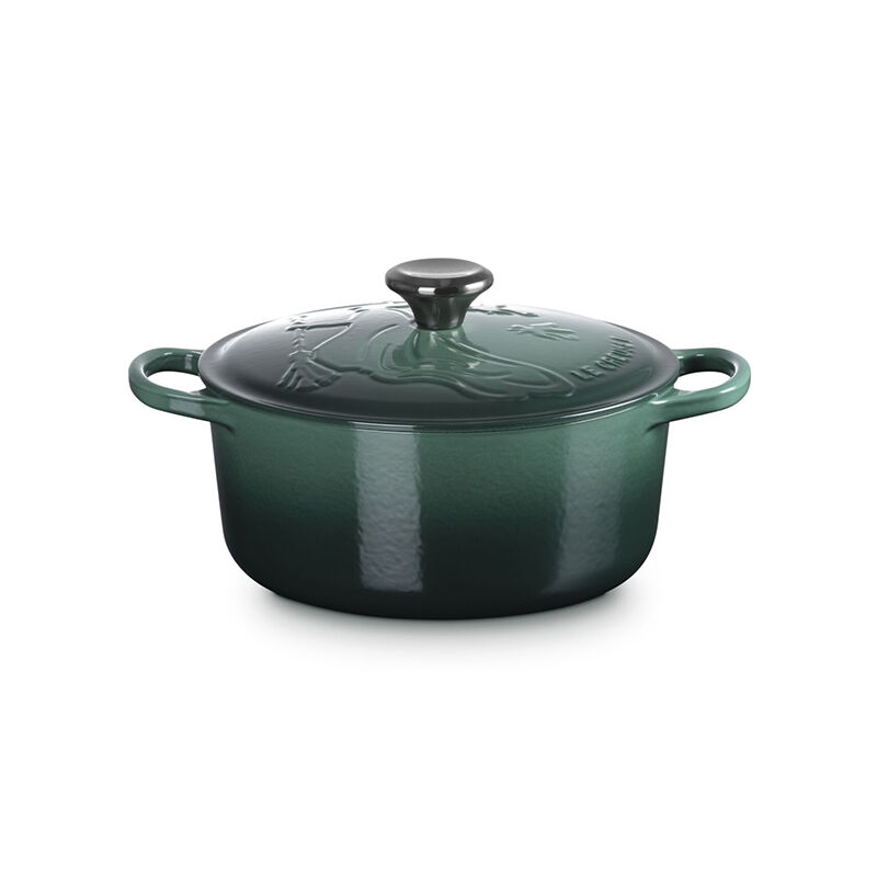 Wicked Collection Elphaba Embossed Signature Round Dutch Oven - Image 6