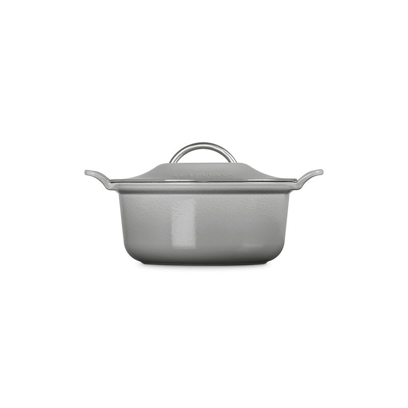 Modern Heritage Round Dutch Oven - Image 3