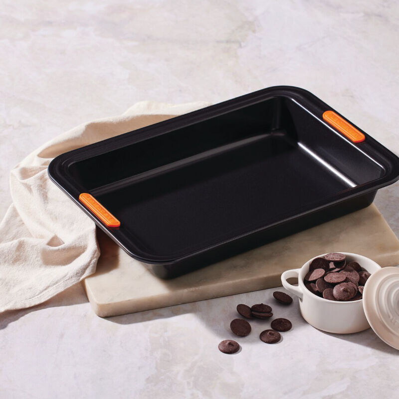 Non-stick Metal Bakeware Rectangular Cake Pan - Image 2
