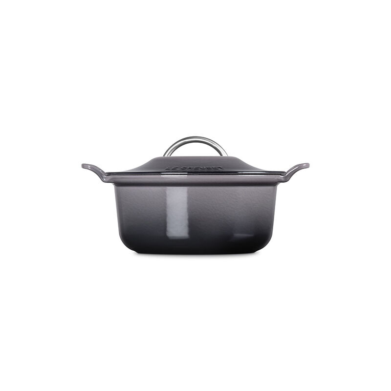 Modern Heritage Round Dutch Oven - Image 3
