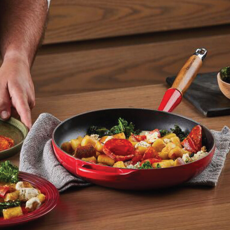 Alpine Wood Handle Fry Pan - Image 3