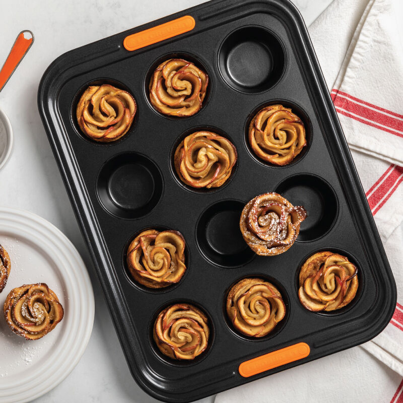 Non-stick Metal Bakeware 12-Cup Muffin Pan - Image 2
