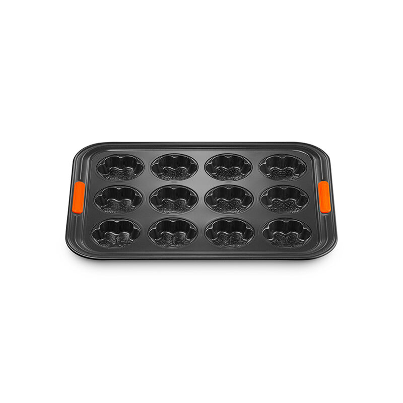 Non-stick Metal Bakeware 12-Cup Snowflake Cakelet Pan - Image 4