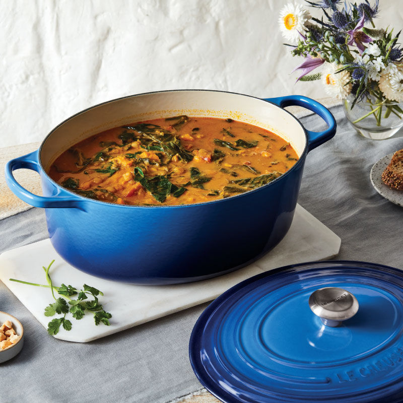 Signature Oval Dutch Oven