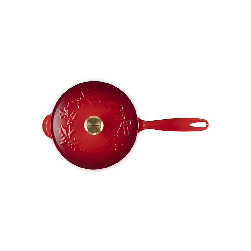 Holly Collection Traditional Round Saucier - Image 8