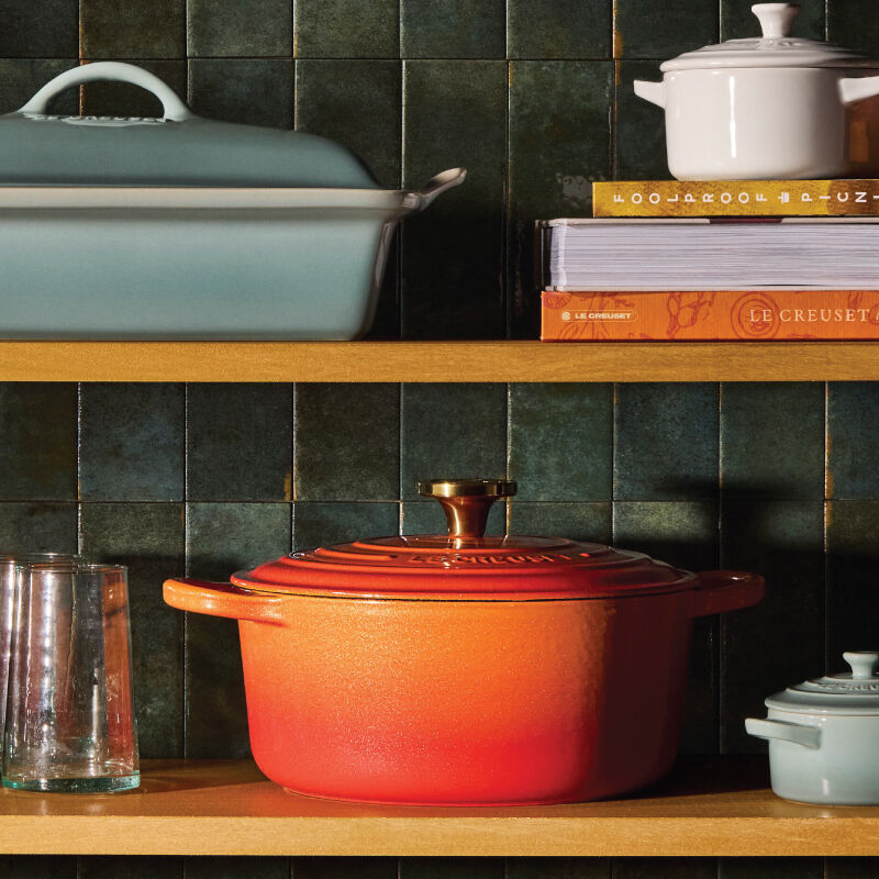 Signature Round Dutch Oven with Crucible Knob - Image 7
