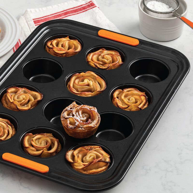 Non-stick Metal Bakeware 12-Cup Muffin Pan - Image 7