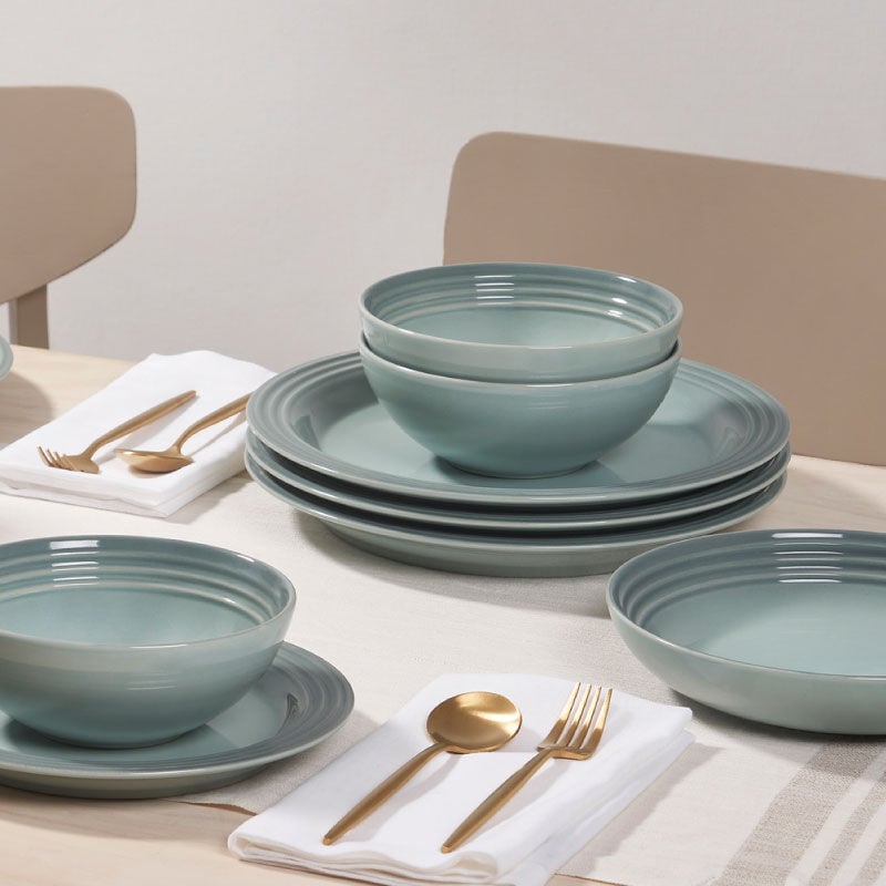 Vancouver Dinner Plates, Set of 4 - Image 10
