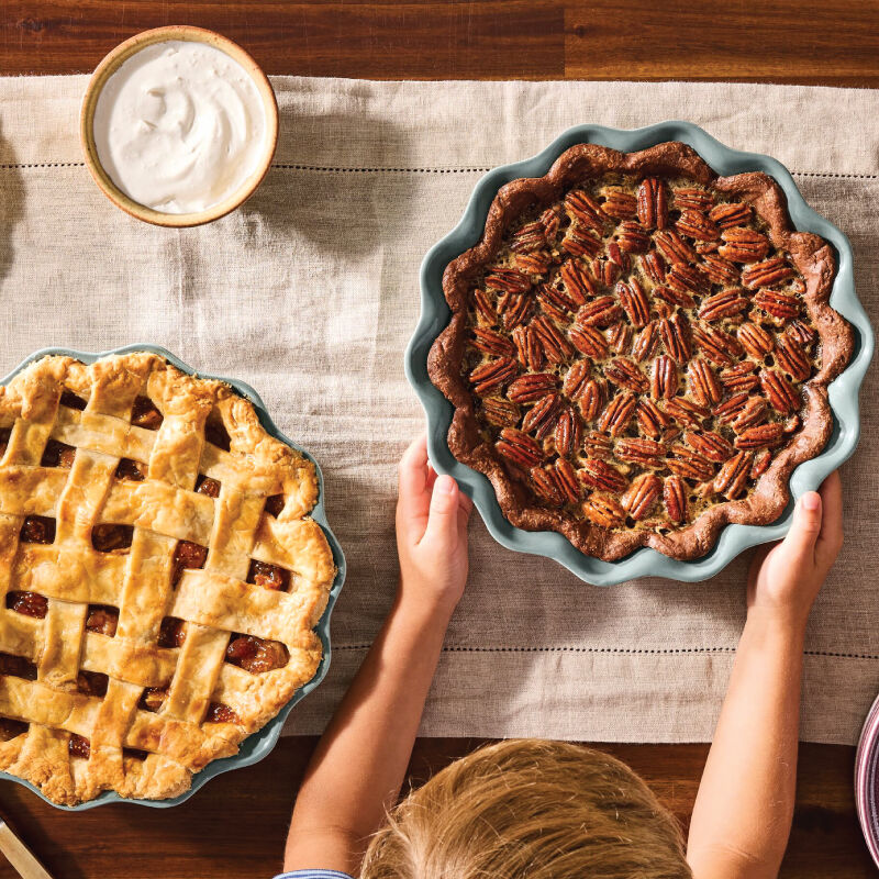 Heritage Fluted Pie Dish