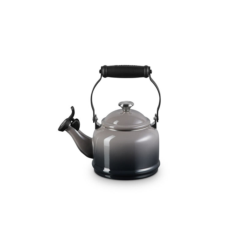 Demi Kettle - Image 2
